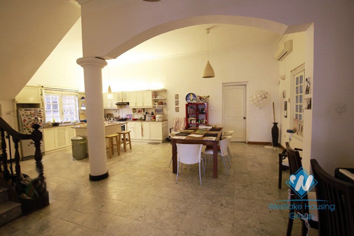 To Ngoc Van nice, spacious villa with patio garden for rent